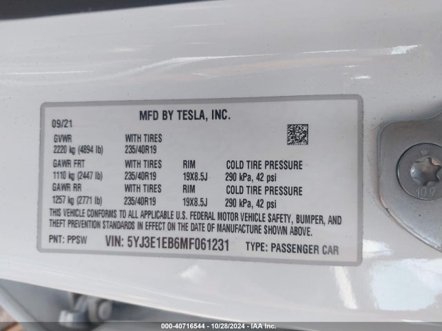 2021 TESLA MODEL 3 5YJ3E1EB6MF061231 Photo 8