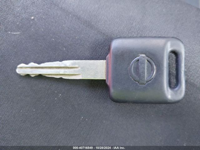 3N1CN7AP5HL828811 Nissan Versa 1.6 S