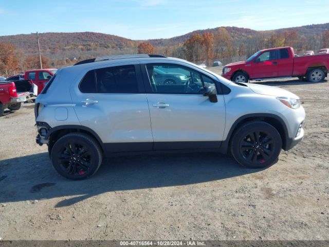 KL7CJPSM4NB543864 Chevrolet Trax Awd Lt