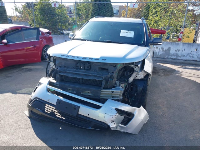 Ford EXPLORER XLT 2018 1FM5K7D89JGC93894 Image 6