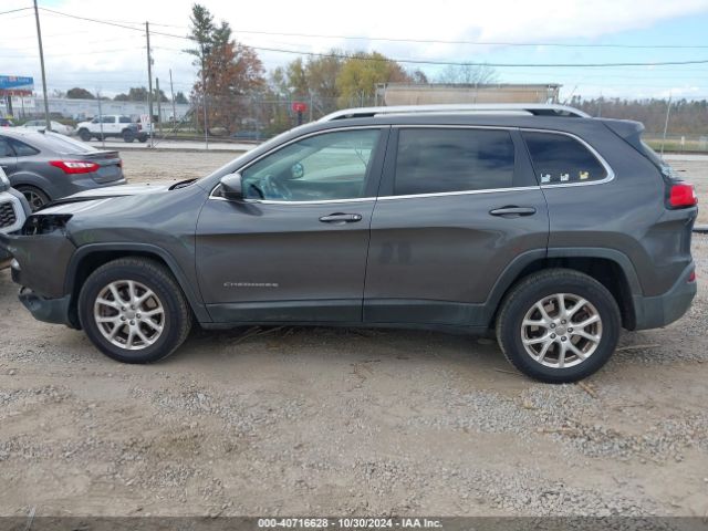 1C4PJMCB9EW183502 Jeep Cherokee Latitude