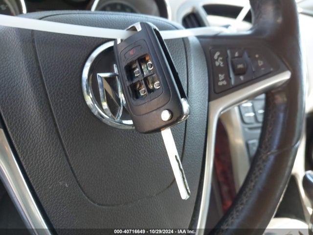 Buick Verano Leather Group 2015 1G4PS5SKXF4165085 Image 11