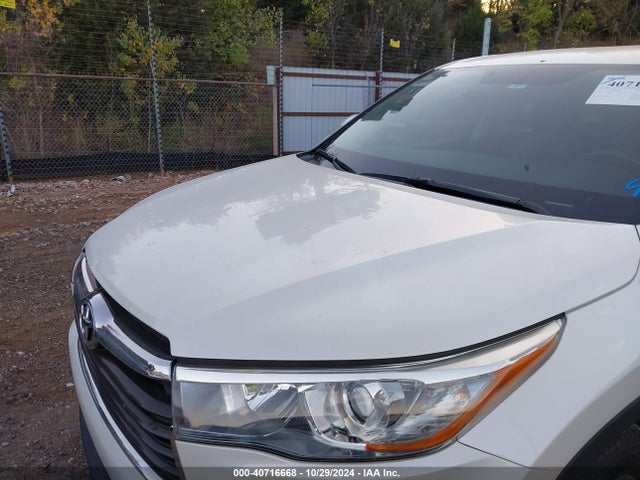 5TDZARFHXFS014192 Toyota Highlander Le