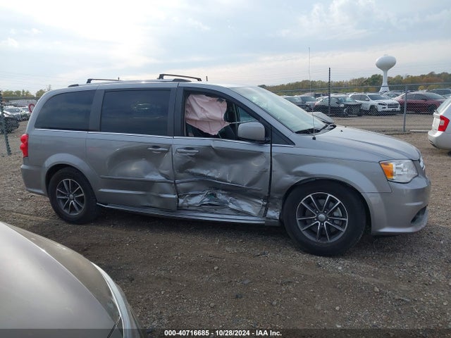 Dodge Grand Caravan Sxt 2017 2C4RDGCG3HR685707 Image 13