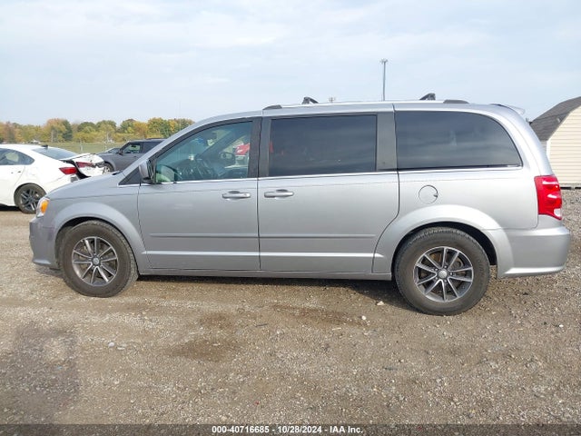 Dodge Grand Caravan Sxt 2017 2C4RDGCG3HR685707 Image 14