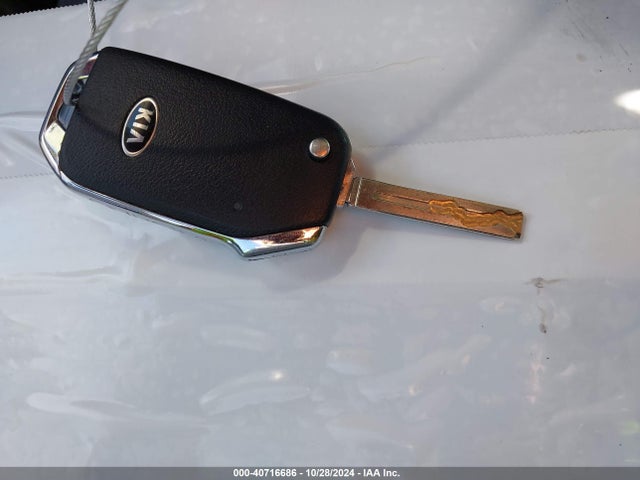 KIA SOUL S 2021 KNDJ23AU6M7795974 Image 11
