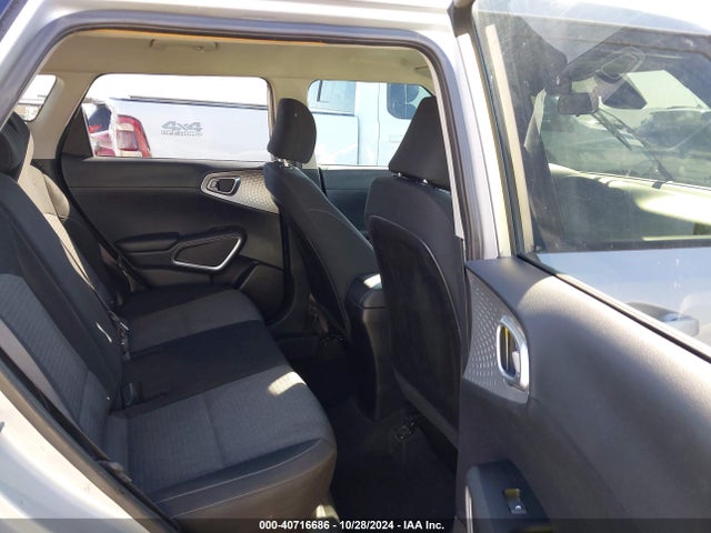 KIA SOUL S 2021 KNDJ23AU6M7795974 Image 8