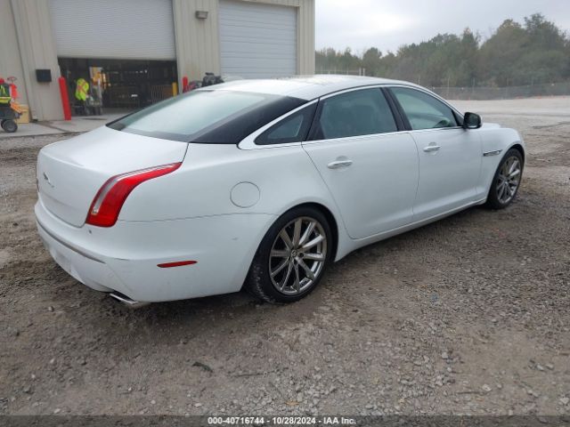 2011 JAGUAR XJ SAJWA2GB0BLV06876 Photo 3