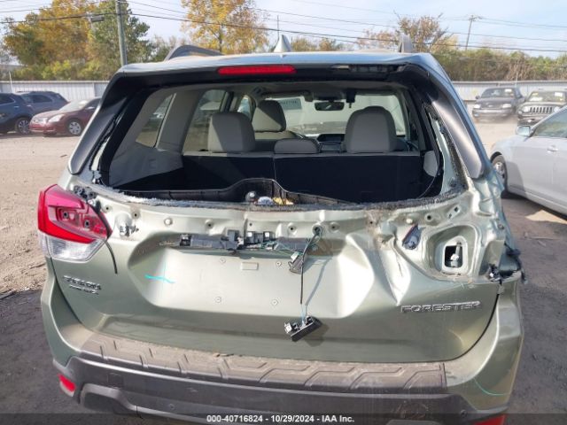 JF2SKAUC8KH494255 Subaru Forester Limited