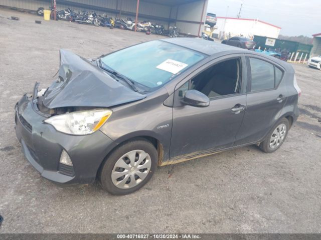JTDKDTB34E1078613 Toyota Prius C Two