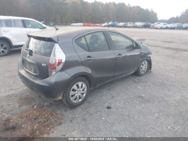 JTDKDTB34E1078613 Toyota Prius C Two