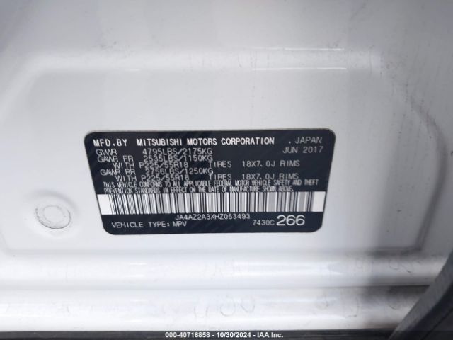 JA4AZ2A3XHZ063493 Mitsubishi Outlander Es
