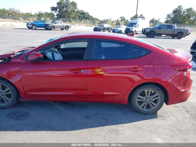 Hyundai ELANTRA SEL 2018 5NPD84LF6JH245214 Image 14