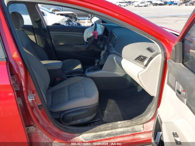 Hyundai ELANTRA SEL 2018 5NPD84LF6JH245214 Image 5