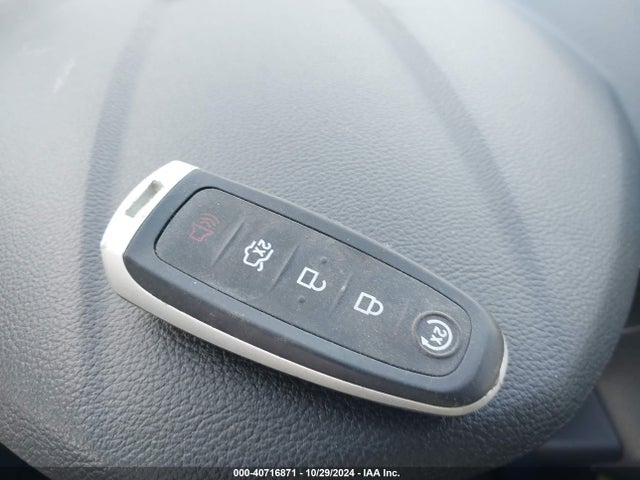 Ford Escape Titanium 2018 1FMCU9J91JUD28231 Image 11