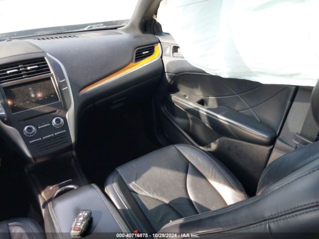 5LMCJ3D99GUJ19889 Lincoln Mkc Reserve