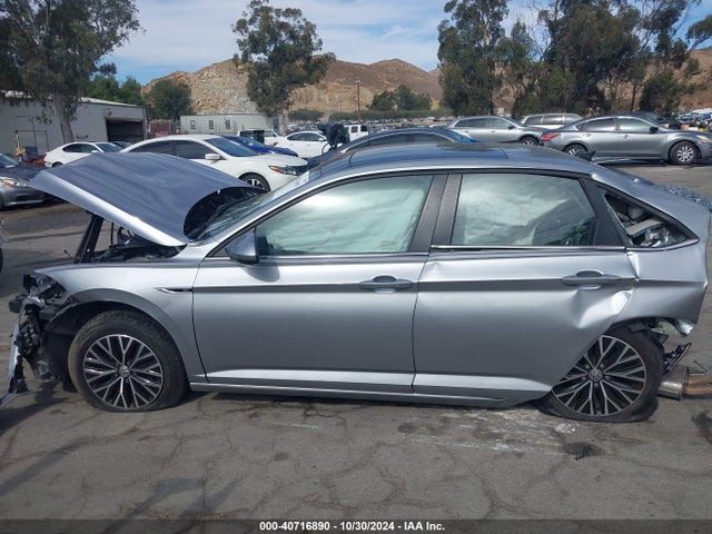 3VWE57BUXKM233767 Volkswagen Jetta 1.4t Sel