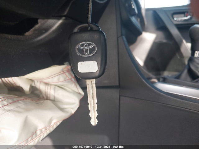 Toyota Corolla S Plus 2015 5YFBURHEXFP205390 Image 11