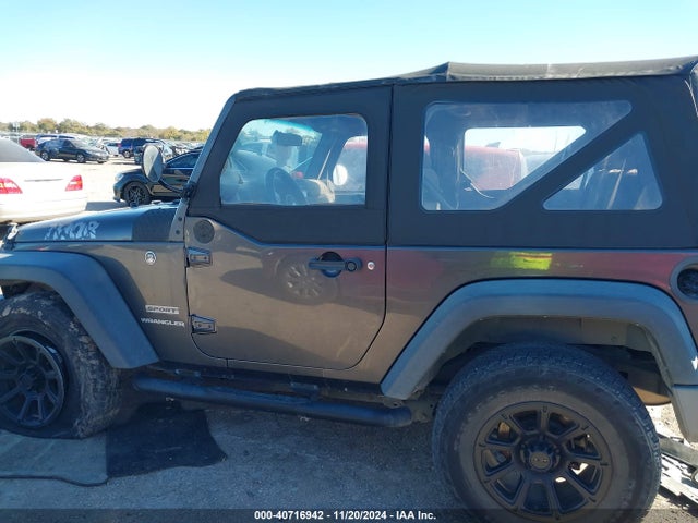 1C4AJWAG7GL313703 Jeep Wrangler Sport
