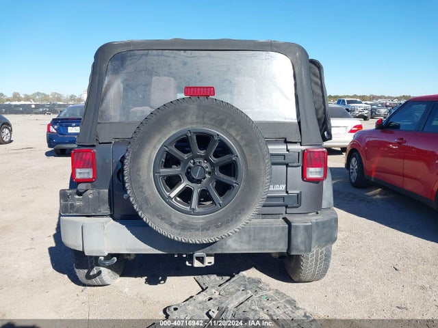 1C4AJWAG7GL313703 Jeep Wrangler Sport