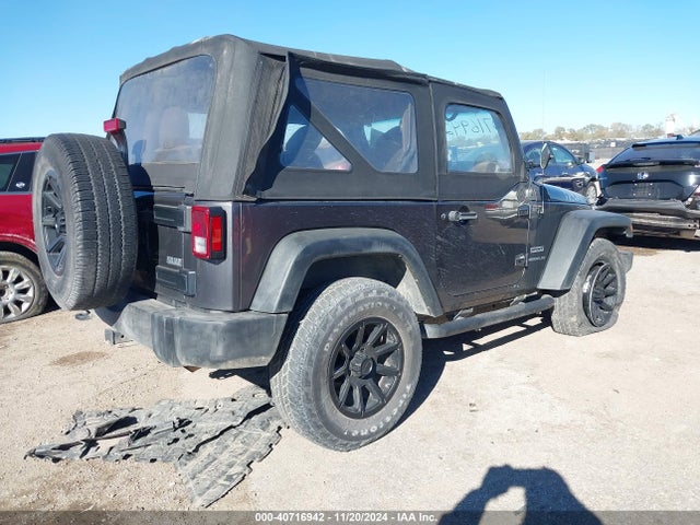 1C4AJWAG7GL313703 Jeep Wrangler Sport