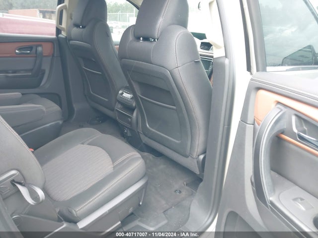 Chevrolet Traverse 2lt 2017 1GNKRHKD3HJ149464 Image 8