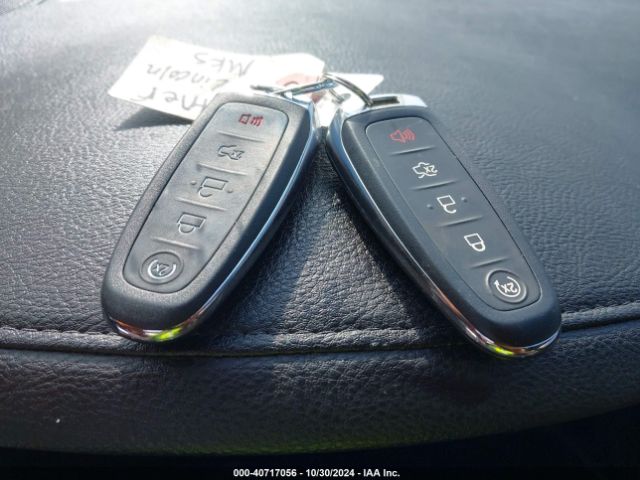 1LNHL9DK0GG602209 Lincoln MKS