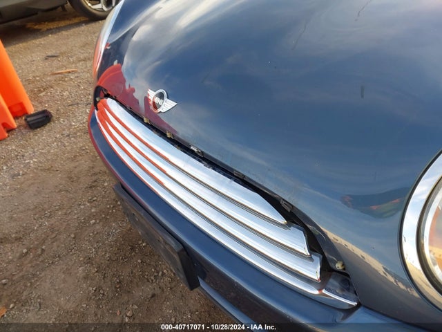 2010 MINI COOPER WMWMF3C58ATZ22201 Photo 5