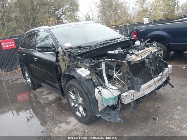 2017 5TDDZRFH3HS472047 main image