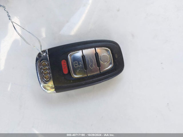 2010 AUDI A5 WAULFAFR6AA072336 Photo 10