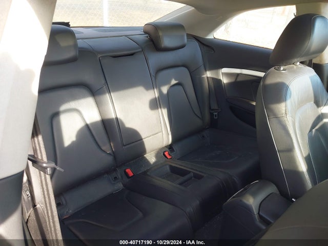 2010 AUDI A5 WAULFAFR6AA072336 Photo 7