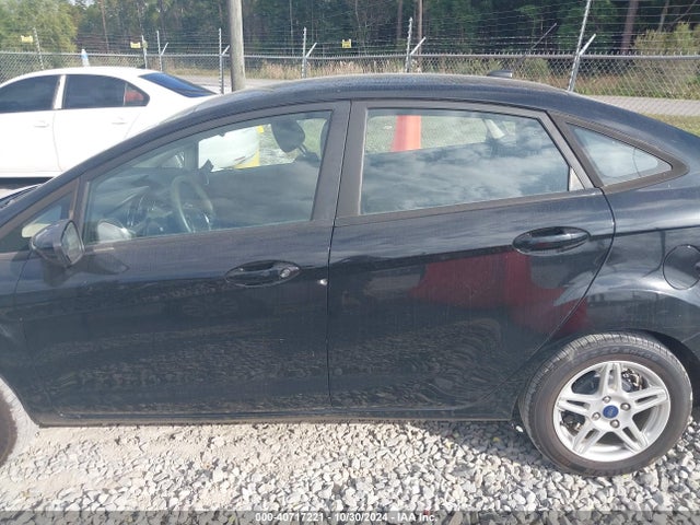 Ford FIESTA SE 2018 3FADP4BJ7JM131862 Image 15