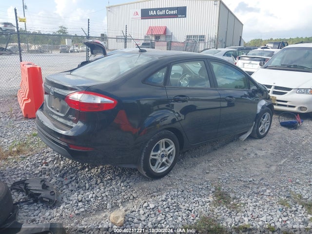 Ford FIESTA SE 2018 3FADP4BJ7JM131862 Image 4