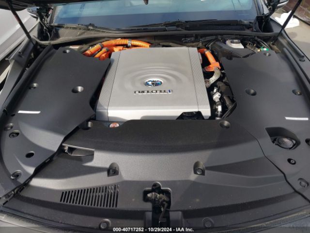 JTDAAAAA6NA006983 Toyota Mirai Xle
