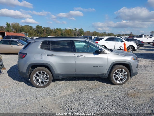 Jeep Compass Latitude Lux 4x4 2022 3C4NJDFB9NT221304 Image 13
