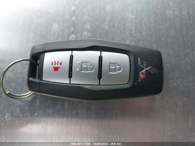 JA4J4TA86NZ020331 Mitsubishi Outlander Es 2.5