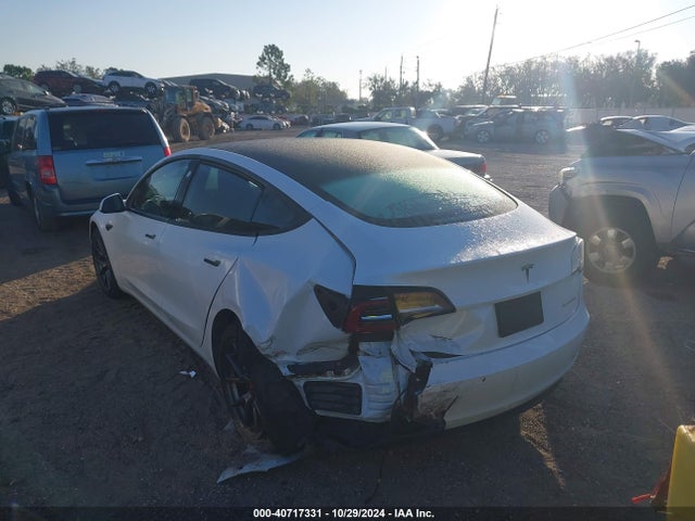 2022 TESLA MODEL 3 5YJ3E1EB9NF133492 Photo 2