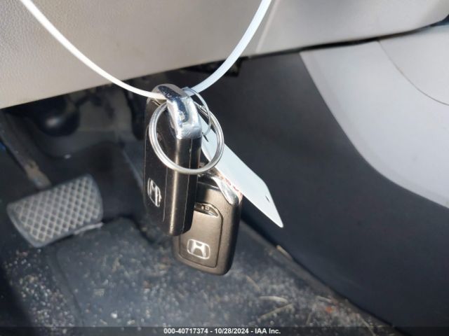 5FNYF5H14HB007946 Honda PILOT LX