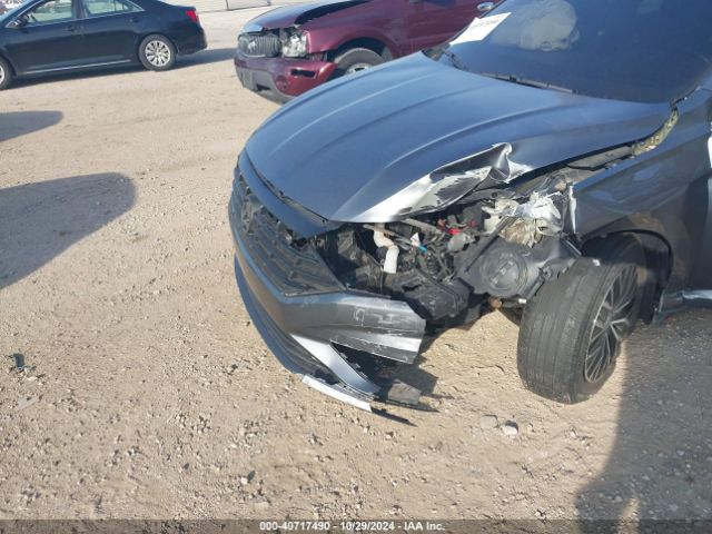 3VWEB7BU3KM191984 Volkswagen Jetta 1.4t Sel
