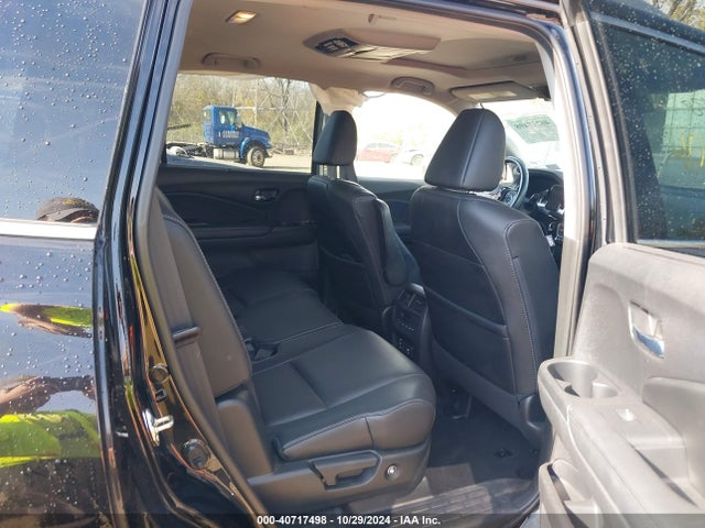 Honda Pilot Touring 2017 5FNYF6H90HB029681 Image 8