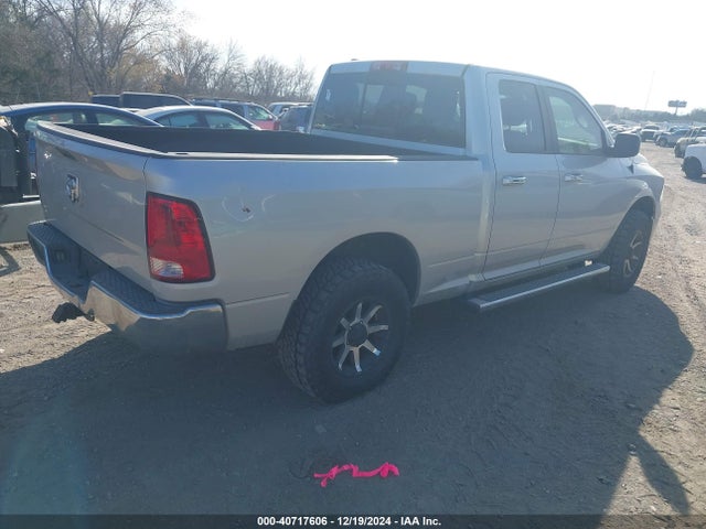 1C6RR7GT3ES186318 RAM 1500 Slt