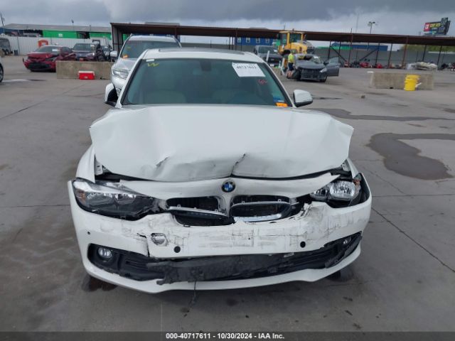 WBA8A9C51HK620347 BMW 320i