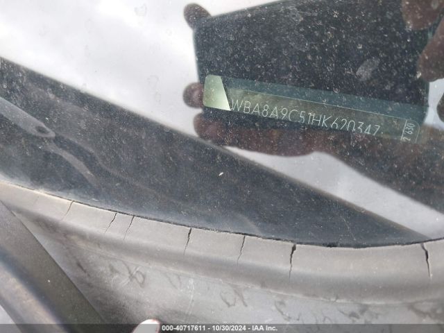 WBA8A9C51HK620347 BMW 320i