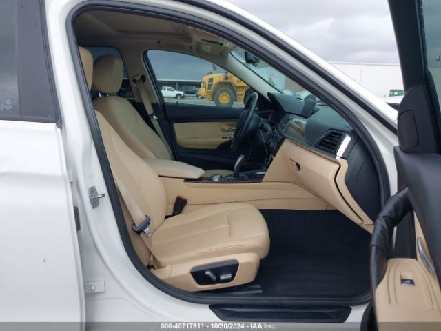 WBA8A9C51HK620347 BMW 320i