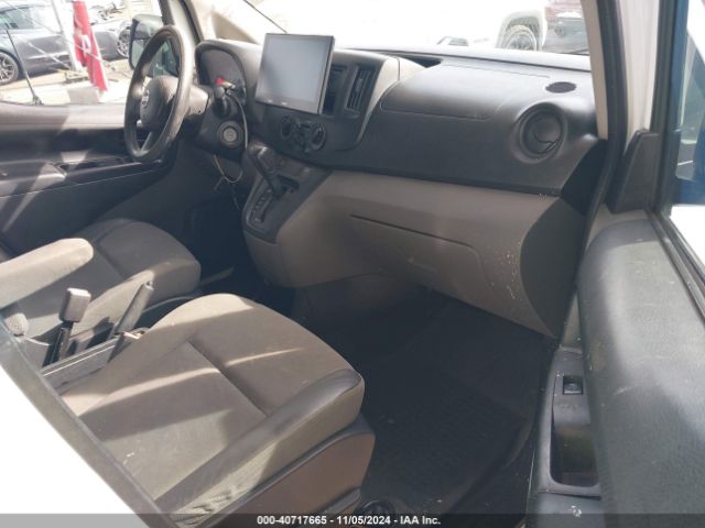 3N6CM0KN9FK732717 Nissan Nv200 S