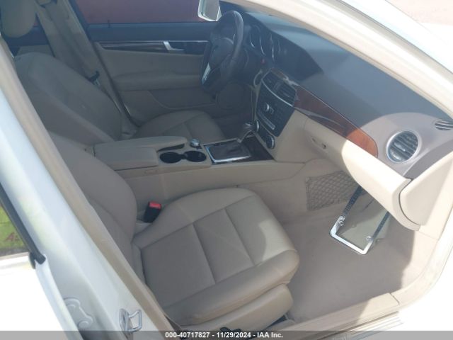 WDDGF4HB1EA960395 Mercedes-Benz C 250 Luxury/sport
