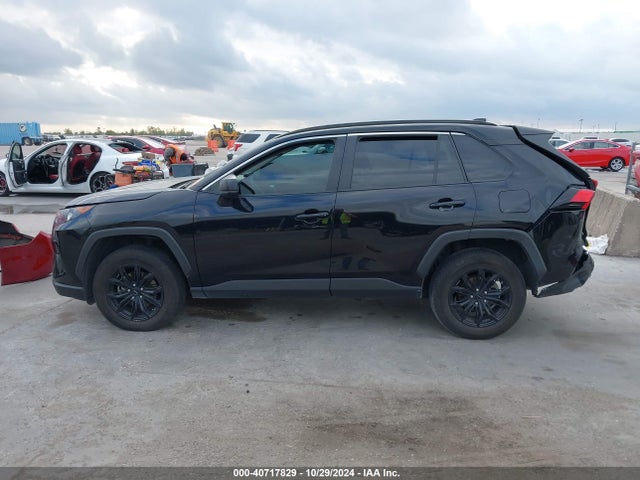 Toyota RAV4 LE 2019 2T3F1RFV1KC012446 Image 14