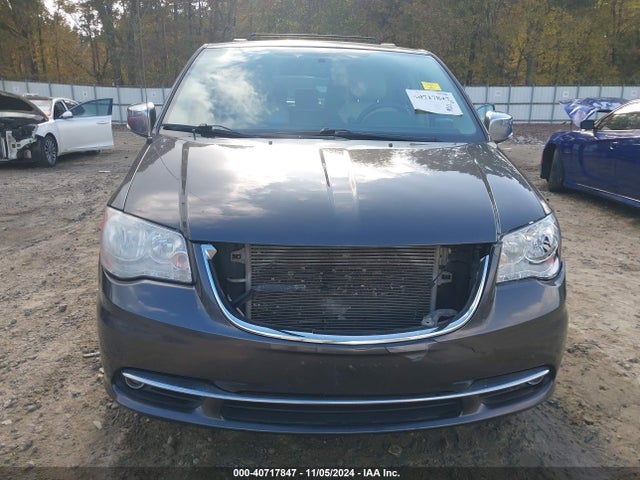 2C4RC1CGXGR135533 Chrysler Town & Country Touring-l Anniversary Edition