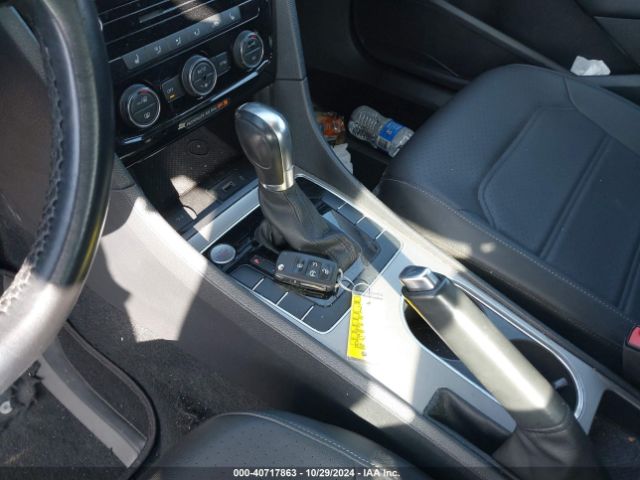 1VWSA7A37LC007051 Volkswagen PASSAT SE