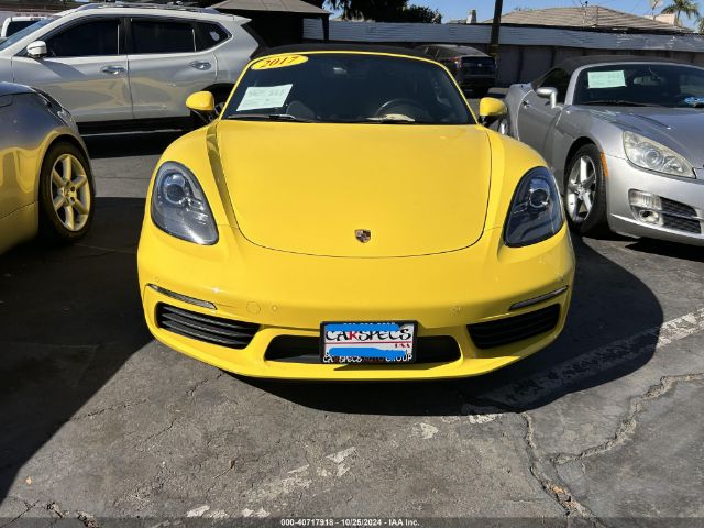 WP0CA2A82HS221688 Porsche 718 Boxster